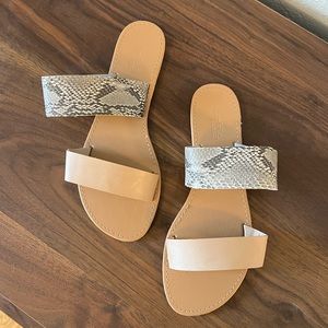 Tan & Snakeskin Double Strap Slide Sandals | 8